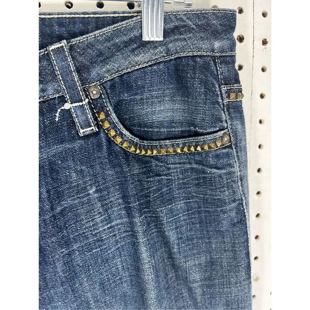 Robin’s Jeans - Picture 5 of 16